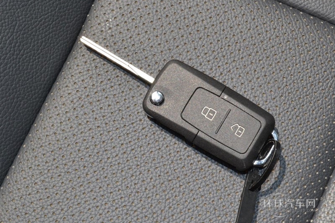 2014款 1.5L 手動尊貴型