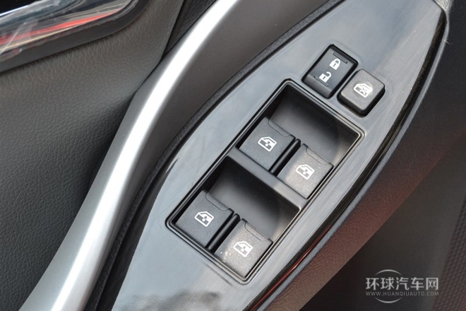 2014款 1.5L 手動尊貴型