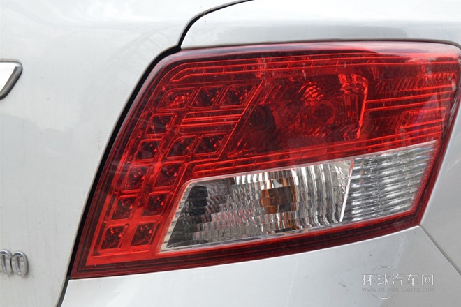 2014款 1.6L 自動豪華型