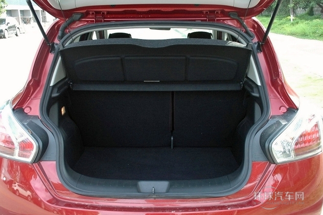 2011款 1.6T 手動致酷版