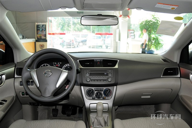 2012款 1.6XE 手動舒適版