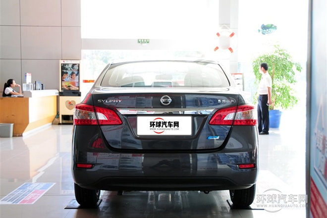 2012款 1.6XE 手動舒適版