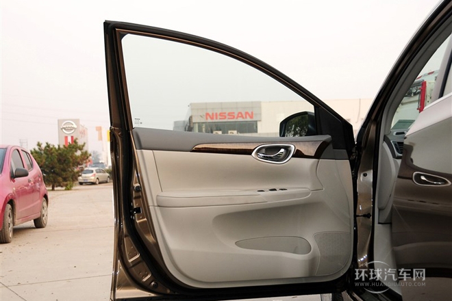 2012款 1.6XL CVT豪華版