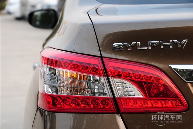 2012款 1.6XL CVT豪華版