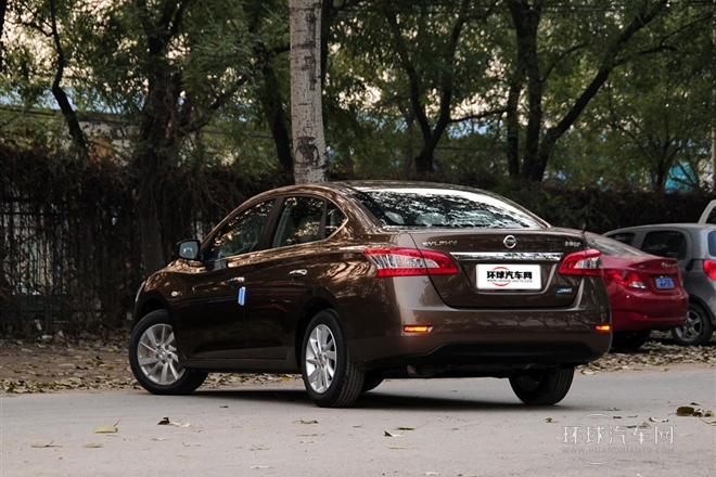 2012款 1.6XL CVT豪華版