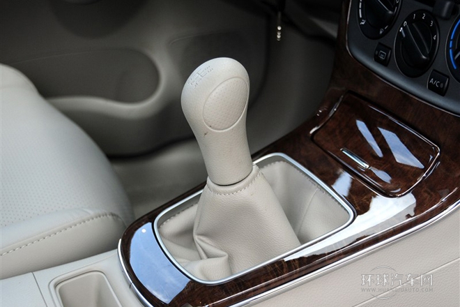 2012款 1.6XL 手動豪華版