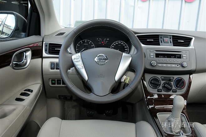 2012款 1.6XL 手動豪華版