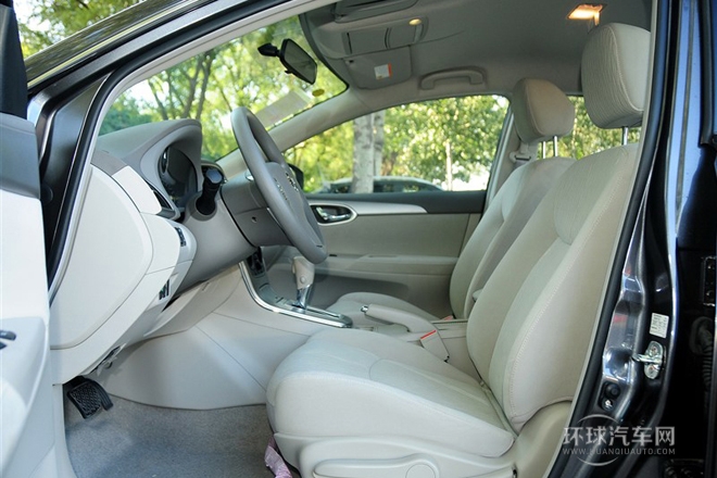 2012款 1.8XE CVT舒適版