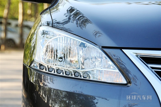 2012款 1.8XE CVT舒適版