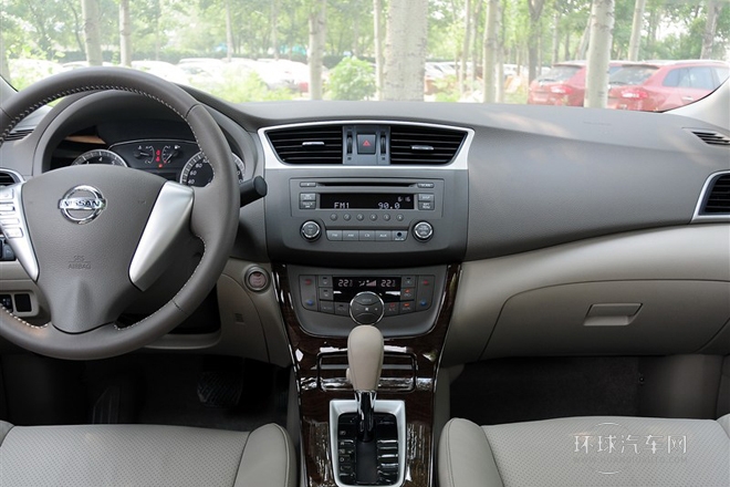 2012款 1.8XL CVT豪華版