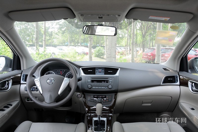 2012款 1.8XL CVT豪華版