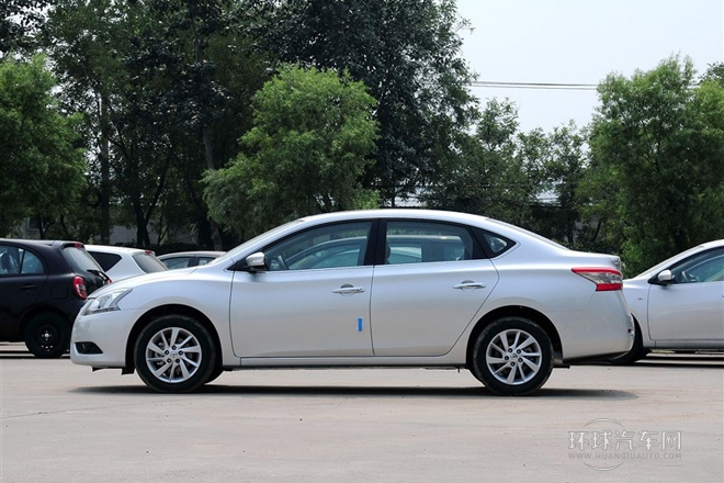 2012款 1.8XL CVT豪華版