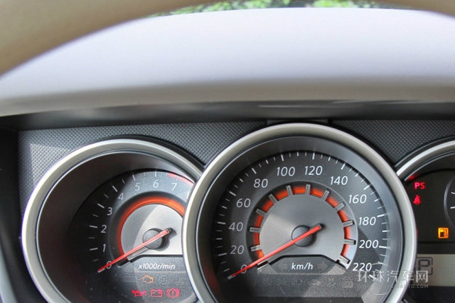 2012款 經(jīng)典 1.6XE 自動(dòng)舒適版