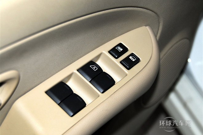 2012款 經典 1.6XL 手動豪華版