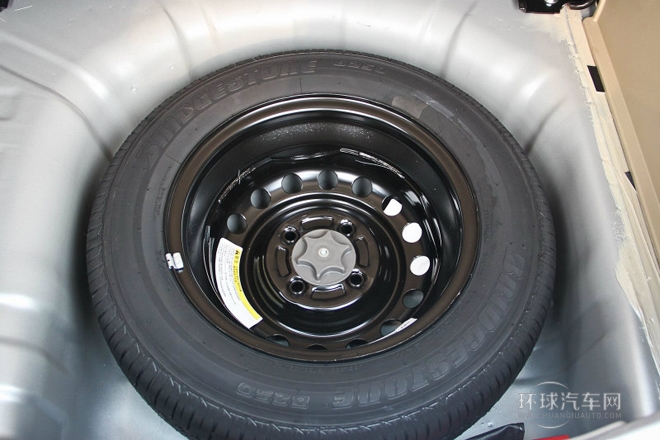 2013款 1.6XE 手動舒適版