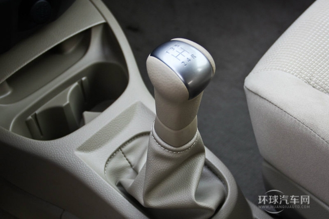 2013款 1.6XE 手動舒適版