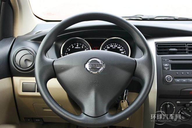2013款 1.6XE 手動舒適版