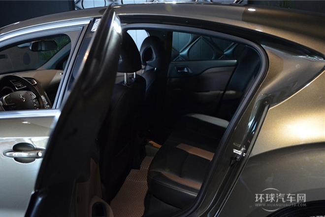 2012款 1.6T 雅致版