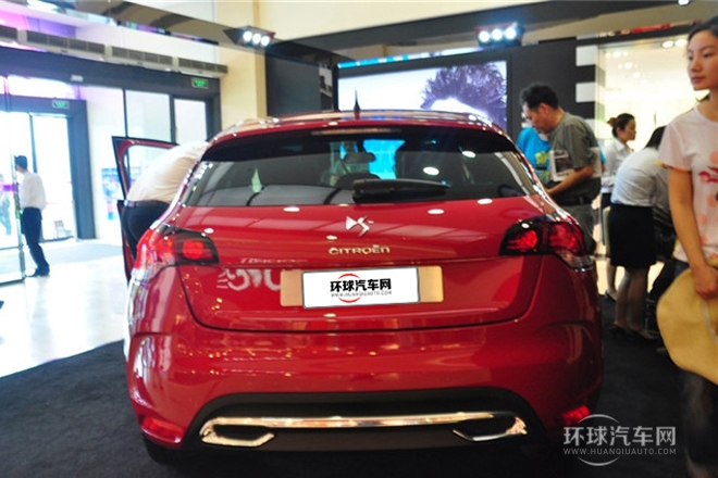 2012款 1.6T 風尚版