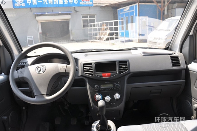 2014款 1.2L超值版廂貨 基本型A12京V（五座）