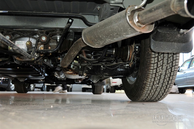 2011款 2.4L-M240SL財富快車舒適版4G64