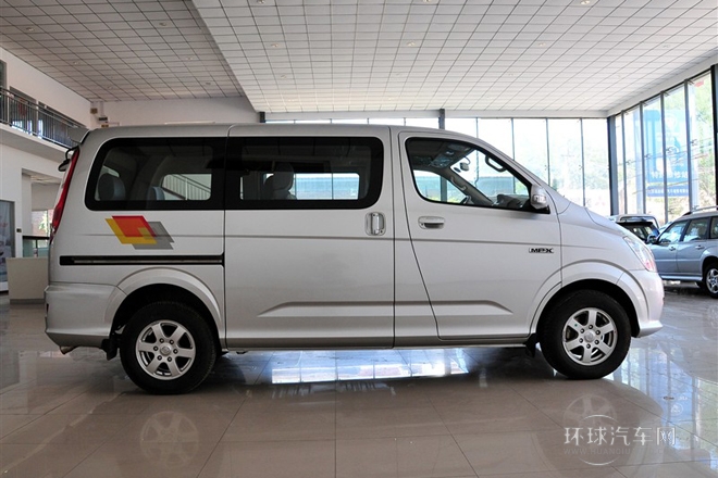 2011款 2.4L-M240SL財富快車舒適版4G64