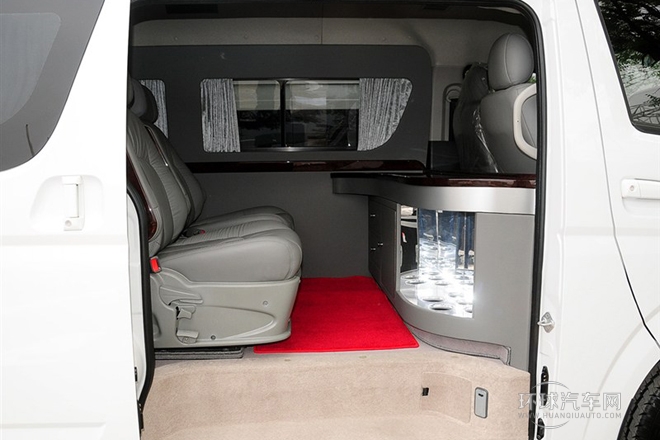 2014款 2.8T商務(wù)版高頂4JB1T