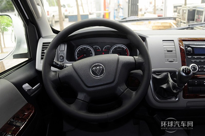 2014款 2.8T商務(wù)版高頂4JB1T