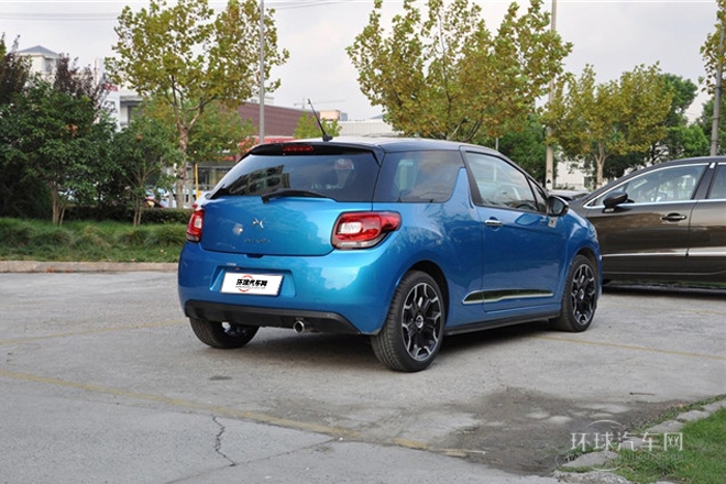 2012款 1.6L 風(fēng)尚版