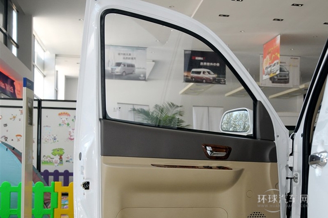 2011款 宜商 1.5L 標準版4A91