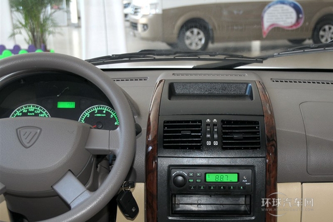 2011款 宜商 1.5L 標準版4A91