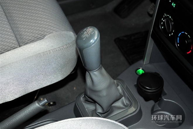 2011款 宜商 1.5L 標準版