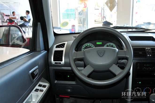 2011款 宜商 1.5L 標準版