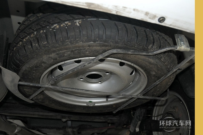 2012款 2.8T柴油四驅基本型