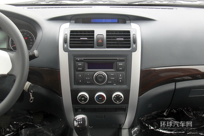 2012款 2.8T柴油兩驅基本型