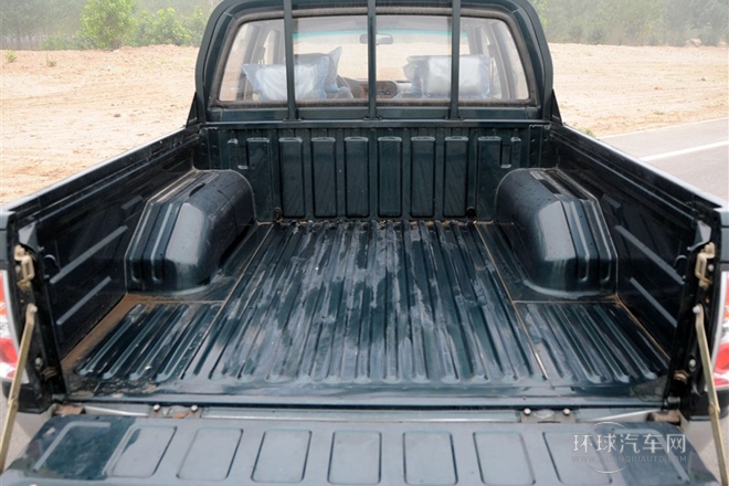 2011款 2.8T征服者Z7