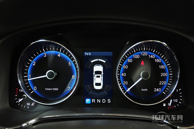 2013款 3.0L 尊貴型