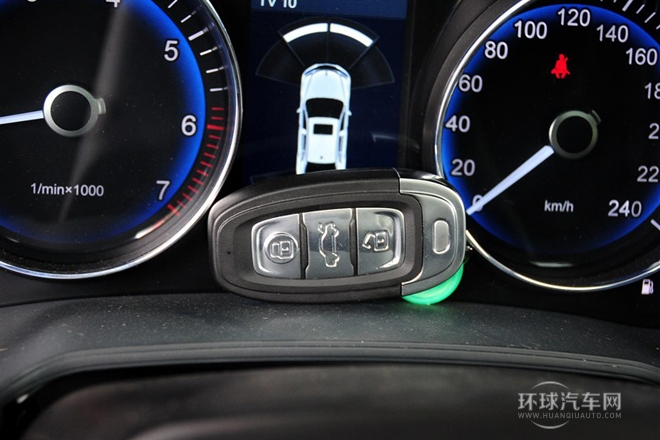 2013款 3.0L 豪華型