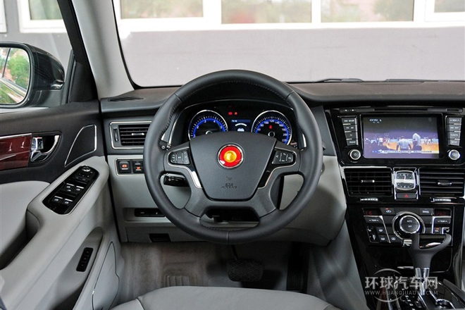 2013款 3.0L 豪華型