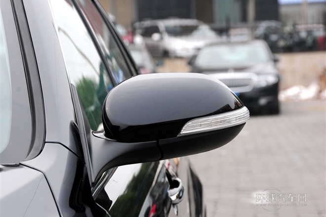 2013款 3.0L 豪華型