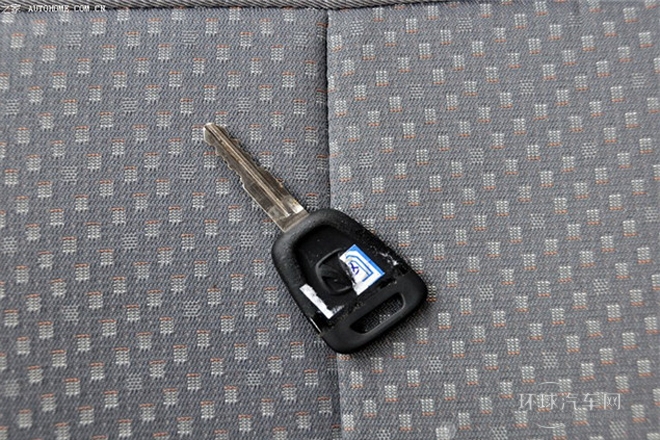 2013款 1.2L超值版 基本型CNGA12