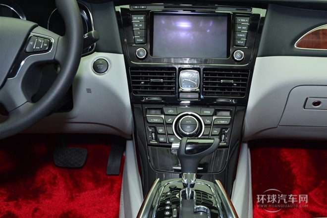 2013款 2.0T 技術型