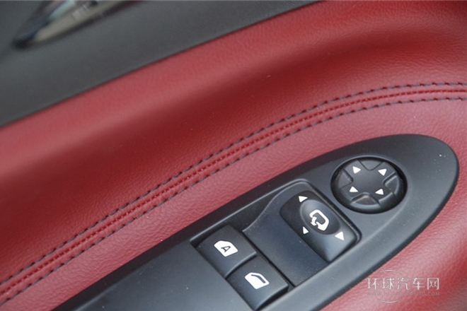 2012款 1.6L 時尚版