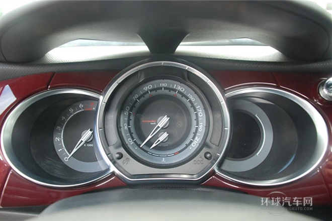 2012款 1.6L 時尚版