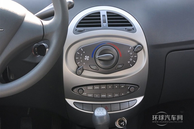 2011款 1.0L 手動標準型