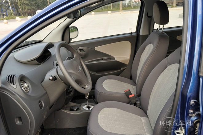 2010款 1.3L 自動豪華型