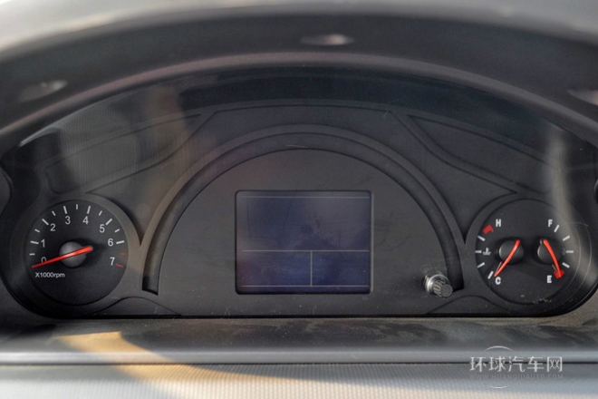 2010款 1.3L 自動(dòng)豪華型