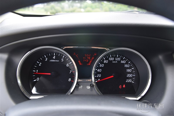 2013款 勁銳版 1.6XV 手動(dòng)豪華版