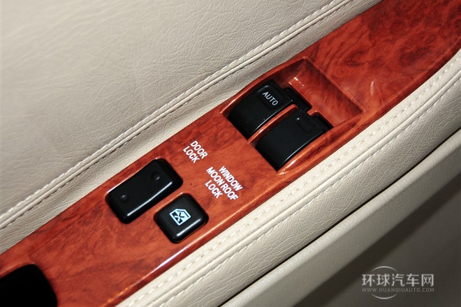 2012款 2.0L財(cái)富快車(chē)舒適版4Gi-VVT