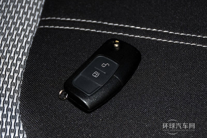 2013款 1.5L 手動(dòng)舒適型